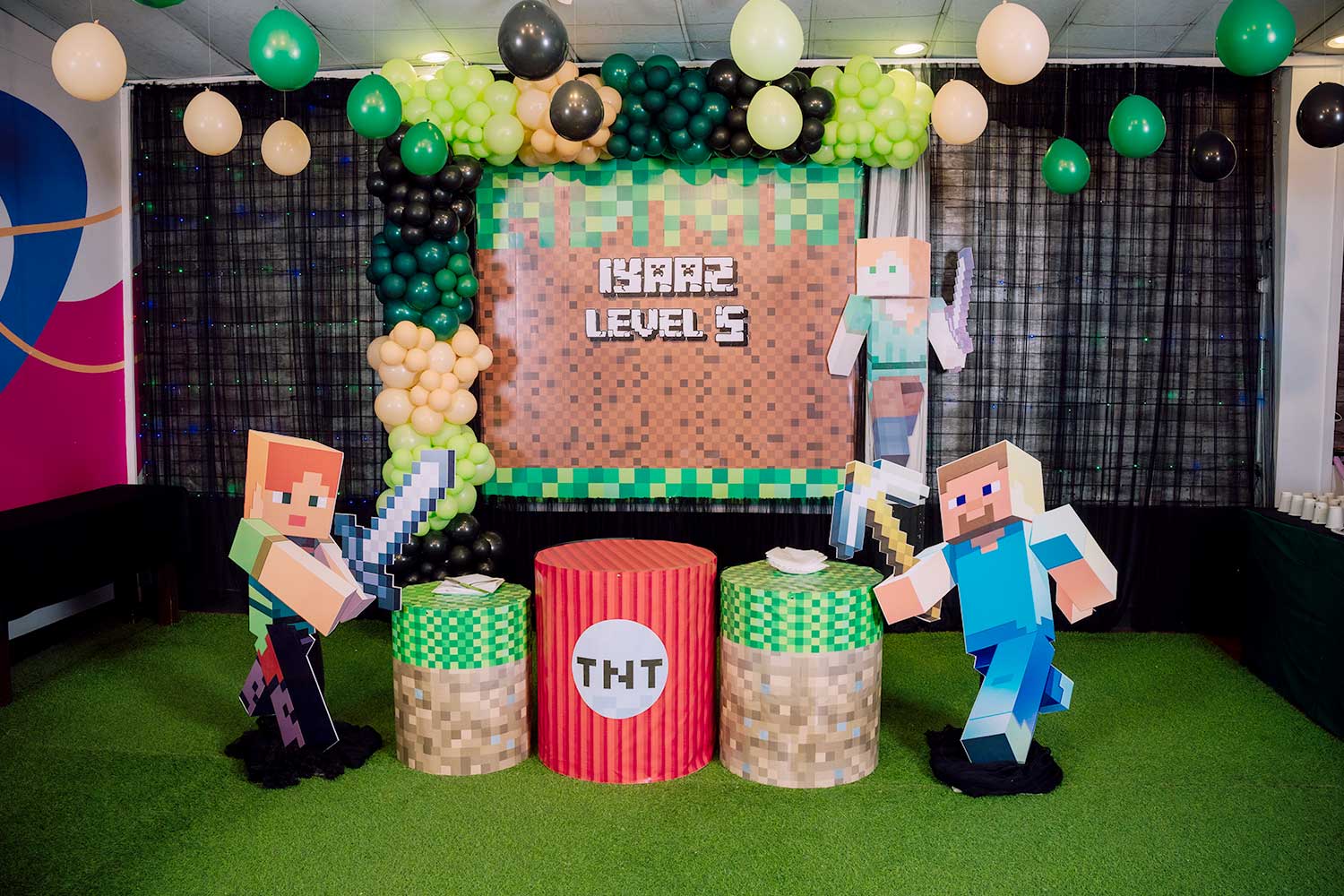 Theme Decor